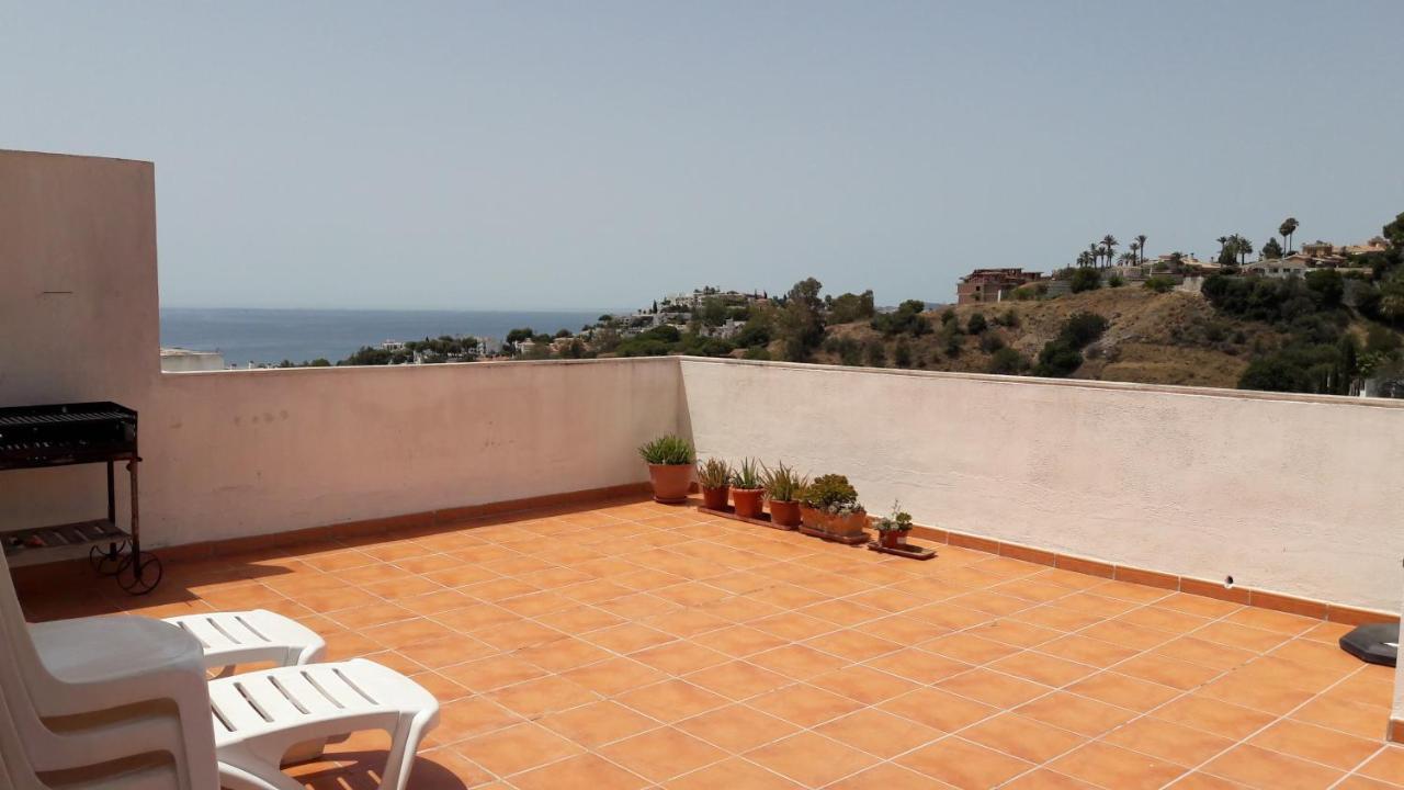 Newly Renovated Discover The Truth About Our Beautiful Oceanfront In Recent Renovations And New Management Ensure An Unforgettable Book Now And Experience It For Yourself Kwatera prywatna Benalmádena