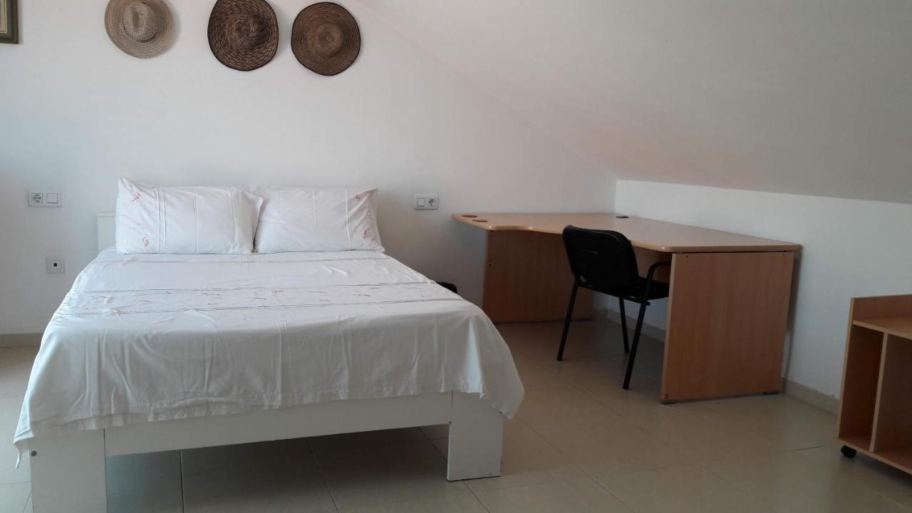 Quarto em Acomodações Particulares Newly Renovated Discover The Truth About Our Beautiful Oceanfront In Recent Renovations And New Management Ensure An Unforgettable Book Now And Experience It For Yourself *